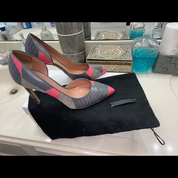 Hugo Boss - Picture 3 of 7